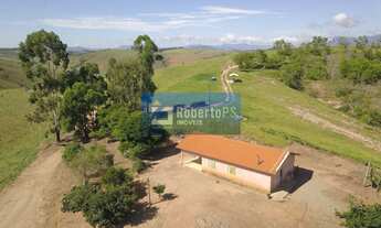 Imagem 4: Fazenda de luxo à venda em Serranos-MG: 3 quartos, 1 sala, 8 banheiros, 176 hectares no Ce