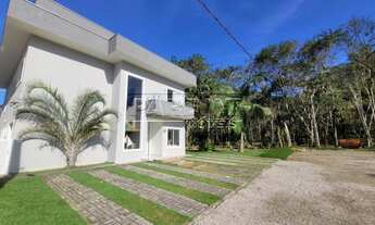 Imagem 2: Otima residência em condomínio com 5 suítes e piscina na praia da Lagoinha em Ubatuba!