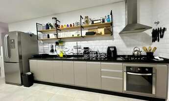 Imagem: Alto padrão, situado no RESERVA DNA, parte