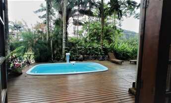 Imagem 7: LINDA CASA ESTILO RÚSTICO PRÓXIMO AO MAR A VENDA EM CONDOMÍNIO NA PRAIA DA LAGOINHA EM U