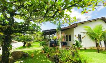 Imagem 2: Ampla casa com piscina em condomínio fechado em Ubatuba!