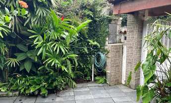 Imagem 2: Casa com 4 dormitórios, piscina e espaço gourmet, na praia do Perequê-Mirim em Ubatuba!