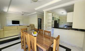 Imagem 3: Agradável sobrado com 5 dormitórios e área gourmet na praia do Itaguá em Ubatuba!