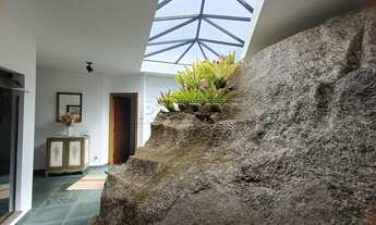 Imagem 4: Linda casa com 4 suítes e vista para o mar no condomínio Ponta das Toninhas em Ubatuba!