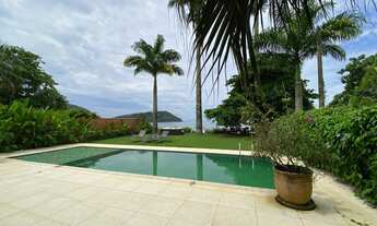 Imagem 7: Casa de temporada pé na areia com 7 suítes, piscina e espaço gourmet, na praia do Lázaro e