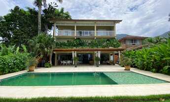 Imagem 3: Casa de temporada pé na areia com 7 suítes, piscina e espaço gourmet, na praia do Lázaro e