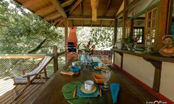 Imagem 5: Ótima casa em estilo rústico, pé na areia, com 3 dormitórios e espaço gourmet, na praia Gr