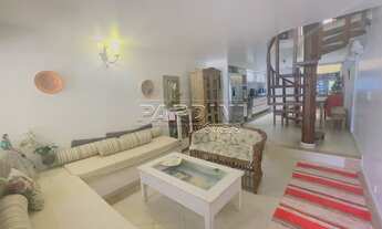 Imagem 4: Lindo triplex frente ao mar com 3 dormitórios e varanda gourmet na praia do Lázaro em Ubat