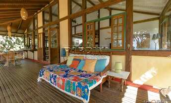 Imagem 3: Ótima casa em estilo rústico, pé na areia, com 3 dormitórios e espaço gourmet, na praia Gr