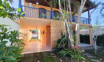 Imagem 4: Excelente sobrado com 5 dormitórios e área de churrasqueira, próximo das praias do Lázaro