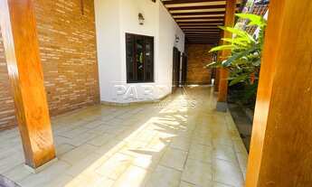 Imagem 2: Ótima casa em condomínio com 4 dormitórios, próxima do mar, na praia do Lázaro em Ubatuba!