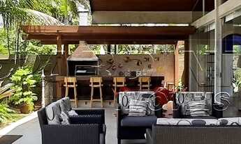 Imagem 5: Casa de temporada em condomínio, frente ao mar, com 6 suítes e varanda gourmet, na praia d