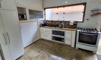 Imagem 7: Ótima residência, pertinho do mar, com 3 dormitórios, piscina e varanda gourmet, na praia