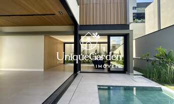 Imagem 3: Belíssima Casa no Condomínio Alphaville: 4 Quartos, 4 Suítes, 3 Salas, 2 Vagas, 390 m² São