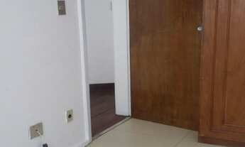 Imagem 4: 3 dormitórios, 2 banheiro, 1 vaga na garagem, 80M² de Área Construída