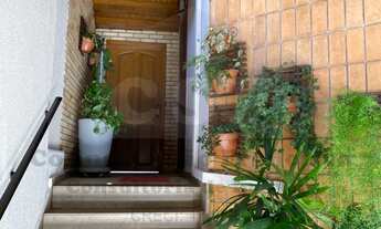 Imagem 6: Casa com 3 dormitórios sendo 1 suíte, 2 vagas, quintal com churrasqueira. Butantã