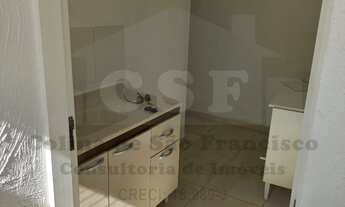 Imagem 4: Excelente casa de 136,25m²distribuídos em recepção e 6 salas / 2 banheiros + copa. Localiz