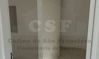 Imagem 2: Excelente casa de 136,25m²distribuídos em recepção e 6 salas / 2 banheiros + copa. Localiz