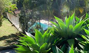 Imagem 4: Excelente Chácara em Embu das Artes a 45 minutos de São Paulo com 2967 m² de Terreno e cas