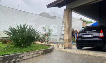 Imagem 4: Casa de Luxo à Venda em Osasco-SP, Jardim Adalgisa: 4 Quartos, 2 Suítes, 2 Salas, 4 Banhei