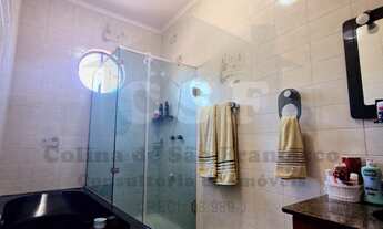 Imagem 7: Casa em Condomínio de Luxo com 3 Quartos e 6 Vagas de Garagem em Osasco-SP, Bairro Adalgis