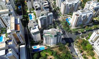 Imagem 3: Excelente apto de 155m² com 3 suítes e 3 vgs de garagem , Mobiliado na melhor localização