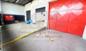 Imagem 4: Excelente Galpão Industrial/Comercial com 750m2 de área, 5 salas, 6 banheiros e 3 vagas, t