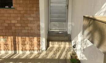 Imagem 7: Excelente casa Térrea com 3 dormitórios sendo 1 suite , 2 vgs de garagem , Edícula em rua