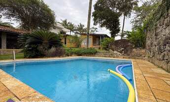 Imagem: Casa à venda em Ilhabela com piscina, área