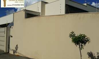 Imagem 5: Casa á venda com 2 dormitórios (sendo 1 suíte), 2 vagas + churrasqueira e quintal no bairr