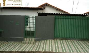 Imagem: Casa á venda com 2 dormitórios e amplo