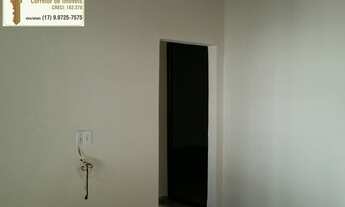 Imagem 7: Casa à venda com 2 dormitórios (sendo 1 suíte), 2 vagas cobertas, quintal amplo, em ótima