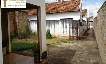 Imagem 2: Casa á venda com terreno de 360 m² na região central da cidade de Votuporanga/SP