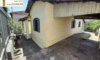 Imagem: Casas com amplo terreno (867 m²) á venda