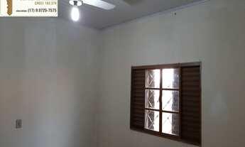 Imagem 6: Casa á venda com 2 dormitórios, 5 vagas e com amplo quintal no bairro Santa Amélia em Votu