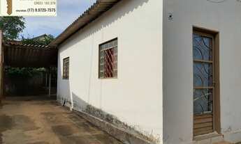 Imagem: Casa á venda com 2 dormitórios, 5 vagas