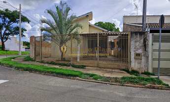 Imagem 3: Casa á venda com 2 dormitórios com quintal no bairro Jardim Itália na cidade de Votuporang