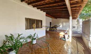 Imagem: Casa á venda em ótima localização no