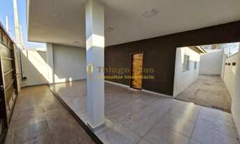 Imagem: Casa moderna á venda com 2 dormitórios