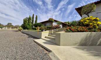 Imagem 2: Chácara á venda com 33.000 m², com 2 casas, salão de festa, barracão e área para criação e