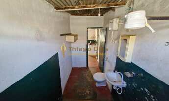 Imagem 4: Casas a venda uma ao lado da outra na cidade de Simonsen Distrito de Votuporanga/SP