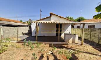 Imagem 7: Casas a venda uma ao lado da outra na cidade de Simonsen Distrito de Votuporanga/SP