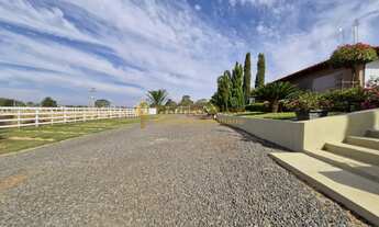 Imagem 3: Chácara á venda com 33.000 m², com 2 casas, salão de festa, barracão e área para criação e