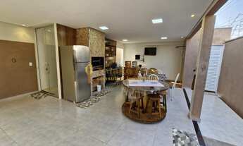 Imagem: Casa á venda em ótima localização, com