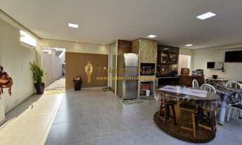 Imagem 3: Casa á venda em ótima localização, com garagem gourmet com churrasqueira, 2 dormitórios, q