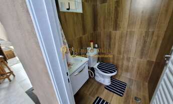 Imagem 5: Casa á venda em ótima localização, com garagem gourmet com churrasqueira, 2 dormitórios, q