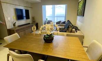 Imagem 6: Apartamento moderno á venda com 3 dormitórios (sendo 1 suíte), cozinha planejda, 2 vagas e