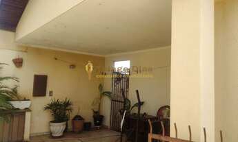 Imagem 3: Casa à venda no bairro São Francisco na cidade de Catanduva/SP