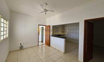 Imagem 7: Casa á venda com 3 dormitórios (sendo 1 suíte), 2 vagas no bairro Célio Honório na cidade