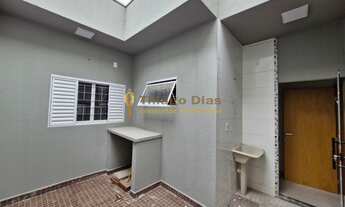 Imagem 7: Casa moderna á venda com 2 dormitórios (sendo 1 suíte) e 2 vagas no bairro Orlando Mastroc